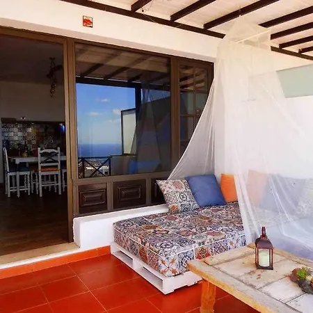 Deluxe Betancort Apartment La Asomada (Lanzarote)